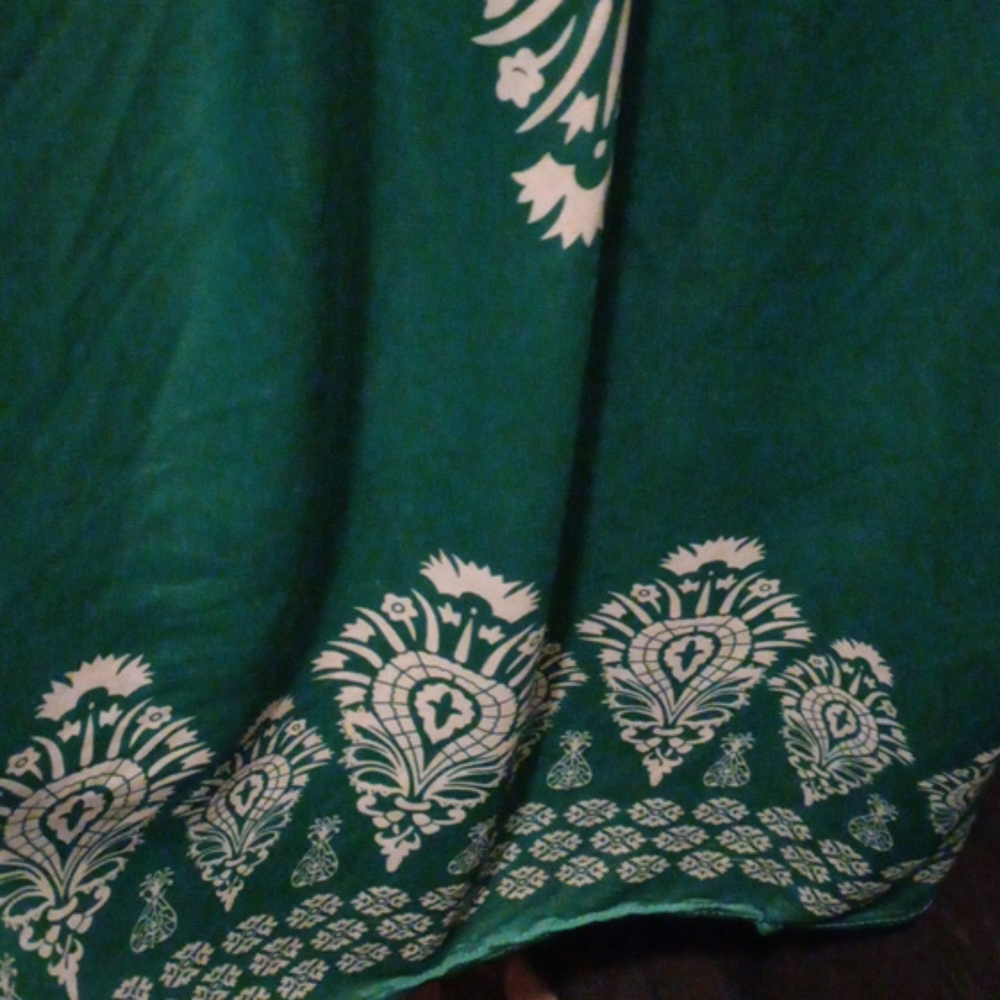 Dress - Picture 4 of 5
